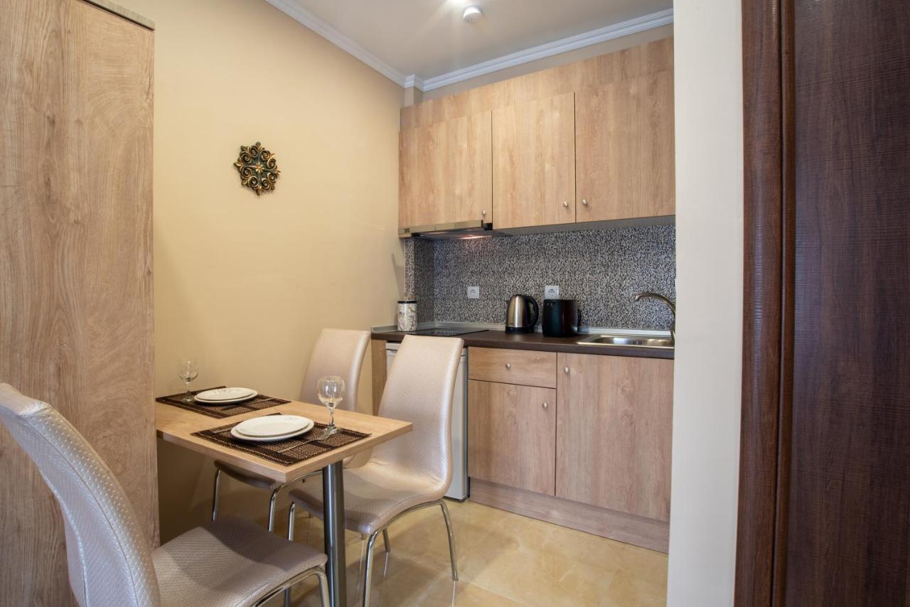 Valery Apartments ペフコホリ エクステリア 写真
