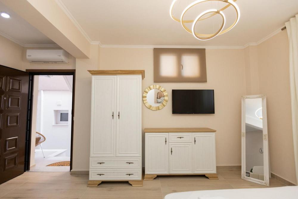 Valery Apartments ペフコホリ エクステリア 写真
