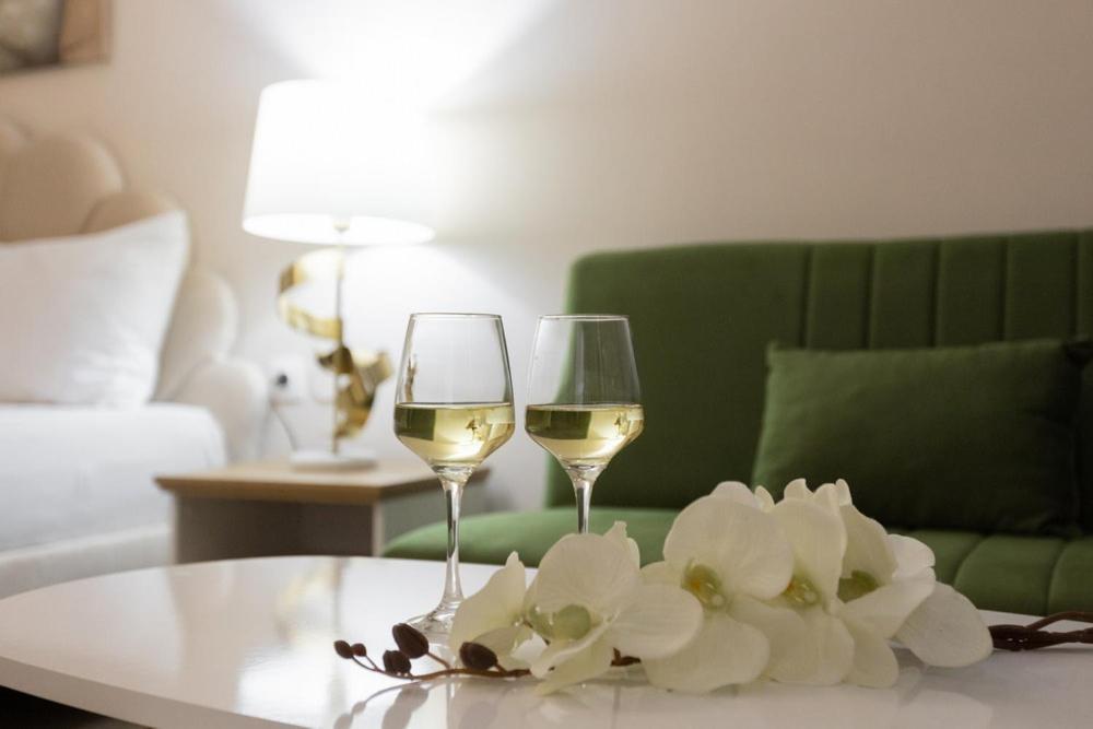 Valery Apartments ペフコホリ エクステリア 写真